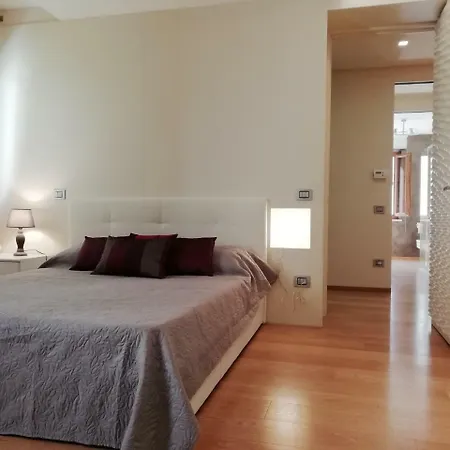 Stunning 2 Bedroom In